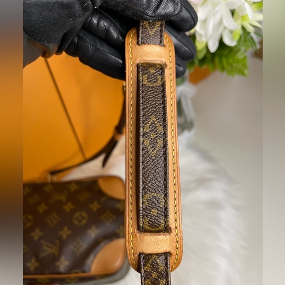 ❌SOLD❌
🌸DANUBE CROSSBODY SHOULDER BAG MONOGRAM - Picture 13 of 16